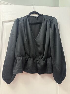 Express Black V-Neck Peplum Long-Sleeve Blouse